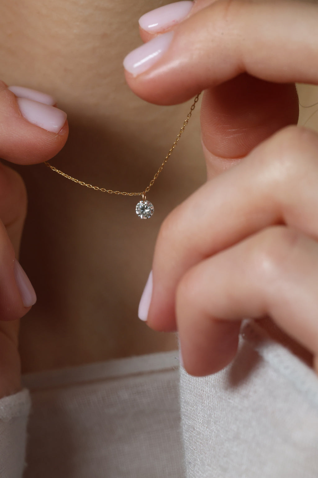 Mira Solo Natural Diamond Necklace