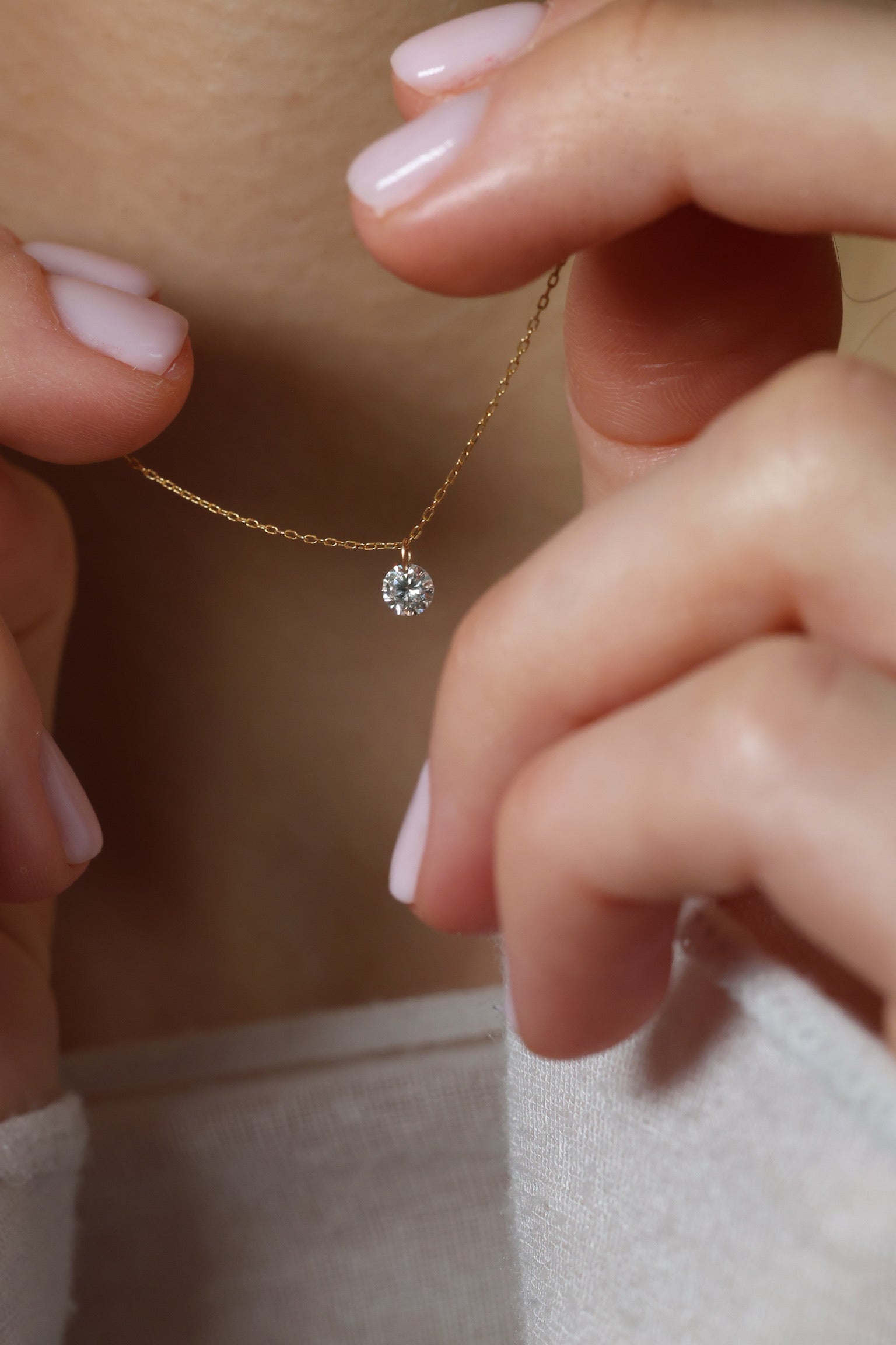 Mira Solo Natural Diamond Necklace